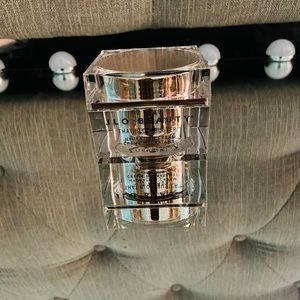 JLO Blockbuster Hydrating Cream